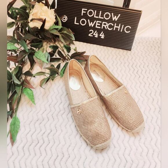 MICHAEL KORS HASTINGS METALLIC LINEN SLIP ON SIZE 9M - Picture 2 of 9